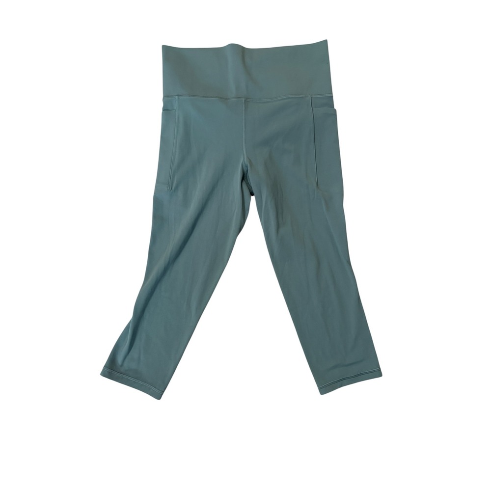 Athleta Lot Interval Stash 7' Short & Salutation Stash Cinch Capri Legging M - Picture 4 of 11